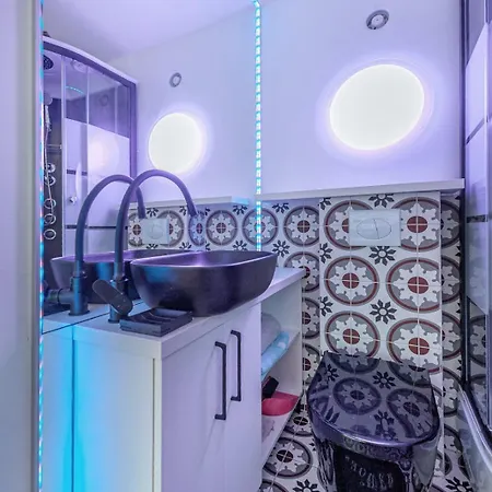 President Apartment